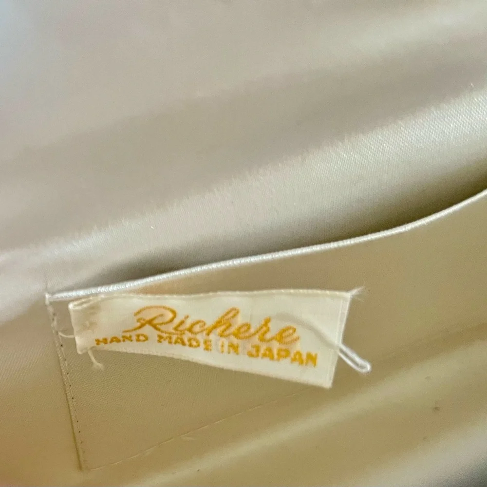 Exquisite Silver Vintage Hand Beaded Women's Evening Bag - Picture 4 of 4